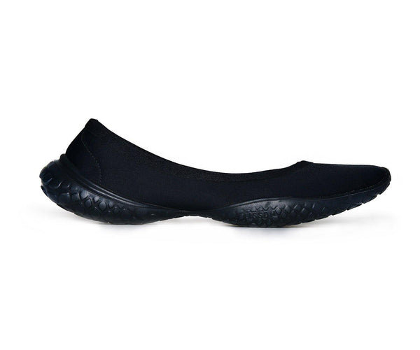 LISSOM Flyte Black with Black Soles Slip On Comfort Ballet Flats for